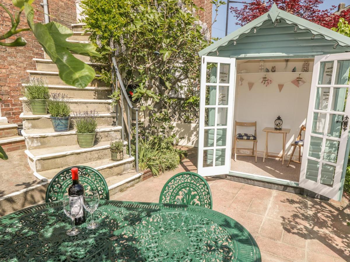 Calliope House ウィットビー エクステリア 写真